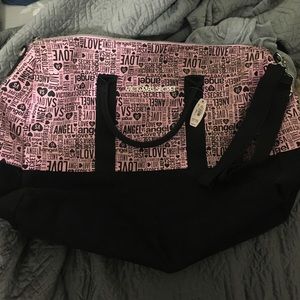 NWT Victoria's Secret duffle travel bag!