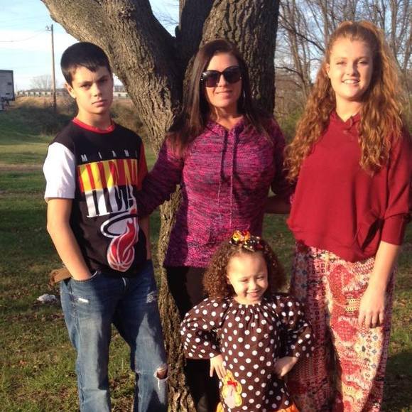 Meet your Posher, Kim - Picture 1 of 1