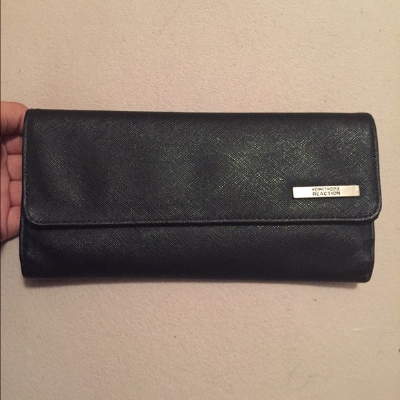 Kenneth Cole Reaction wallet