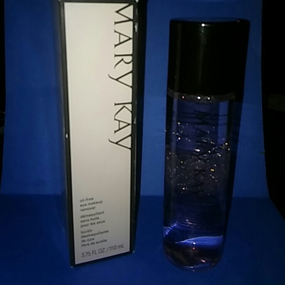 Oil free makeup remover