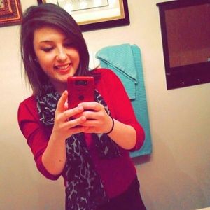 Meet your Posher, Mandy