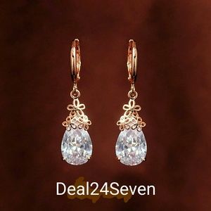 Rose Gold Filled white Diamond Flower Pierced D