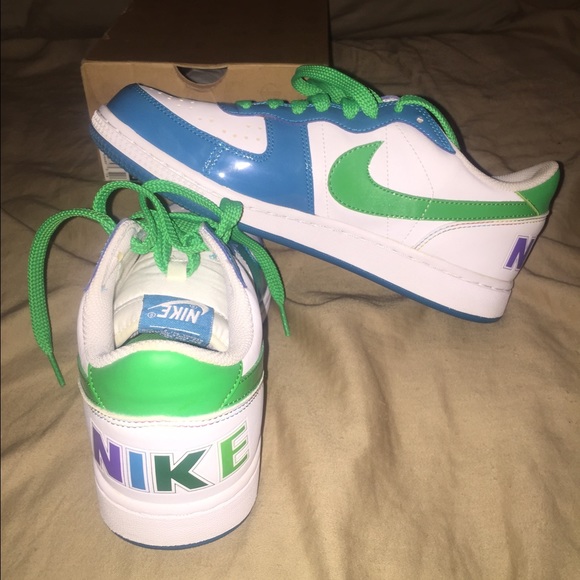 NIB Women's Nike Terminator Low - RARE! - Picture 4 of 4