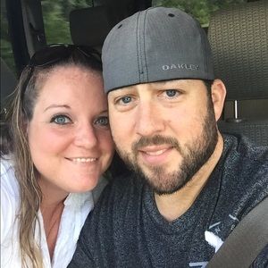 Meet your Posher, Joy