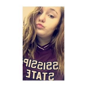 Meet your Posher, Hailee