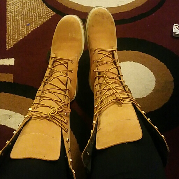 Timberland Shoes - High top timberland