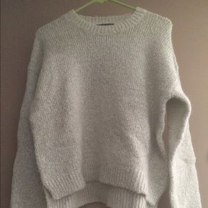 BRANDY MELVILLE WOOL CREAM CREWNECK