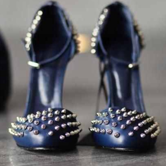 Thomas Wylde Shoes - Thomas Wylde Thakoon bundle