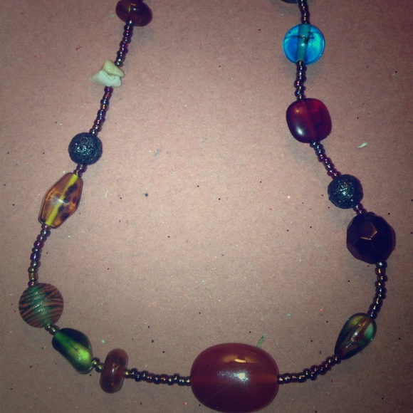 Bead necklace