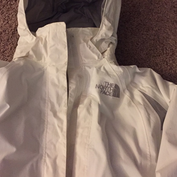 North Face Hyvent Womens Jacket - Picture 3 of 4