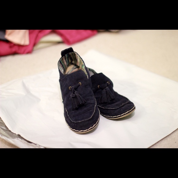 👟 Moccasin Shoes