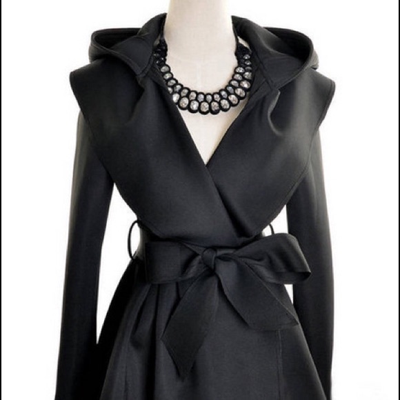 Black Jacket with a hood and belt