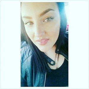 Meet your Posher, Brittany