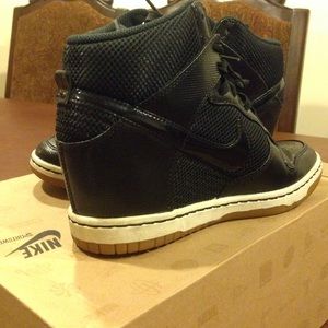 Nike Dunk Sky Hi Mesh Sneaker