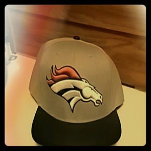 Broncos snapback