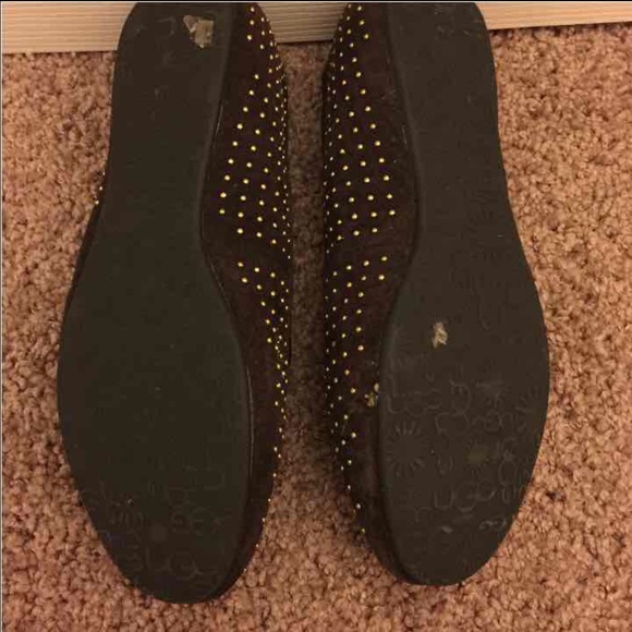 Ugg - Picture 2 of 3