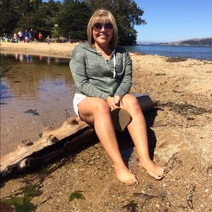 Meet your Posher, Jeri