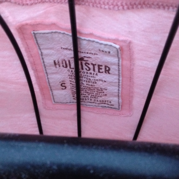 Hollister tee - Picture 2 of 2