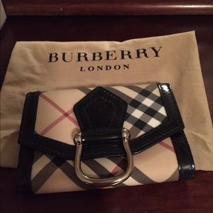 Burberry wallet
