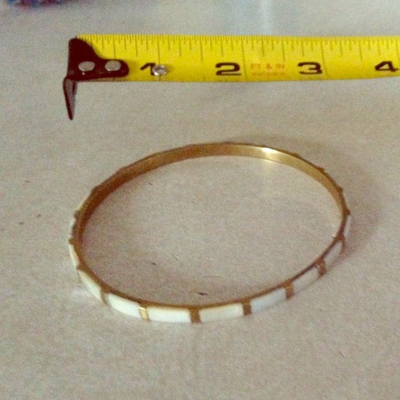 Bundle for @yayasherry