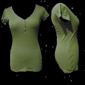 NWOT XS Old Navy "Perfect Henley" Army Green Tee