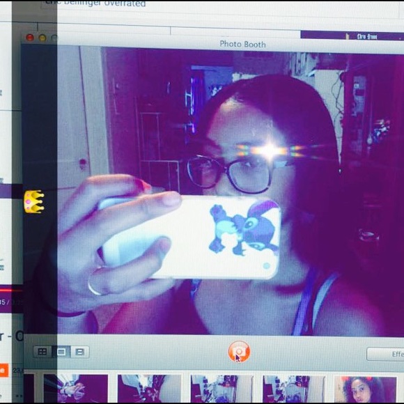 Meet your Posher, Erica - Picture 1 of 1