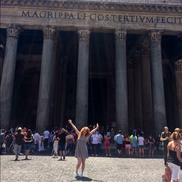 Meet your Posher, Raven - Picture 3 of 4