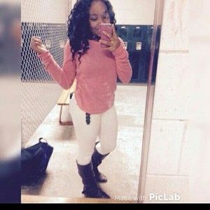 Meet your Posher, Loretta