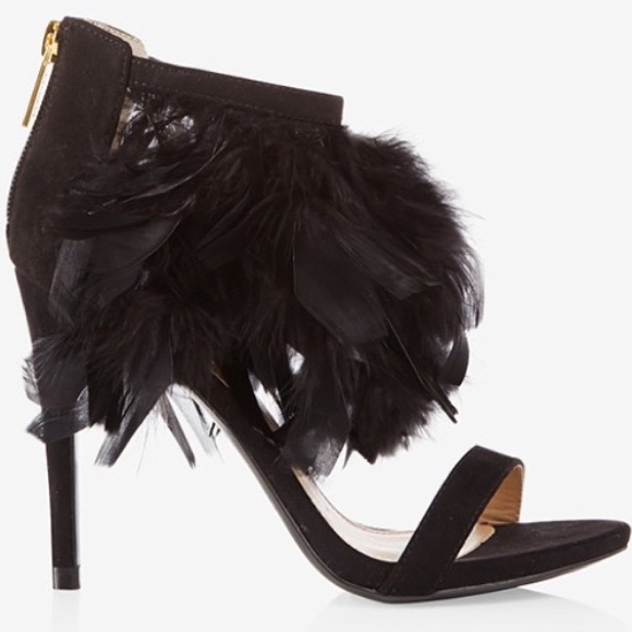 Lush feathery heels - Picture 4 of 4