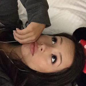 Meet your Posher, Sophia