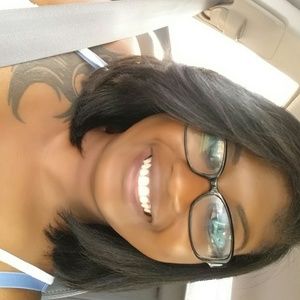 Meet your Posher, Brittney