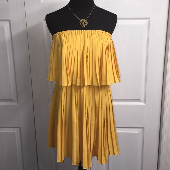 Bebe pleated dress