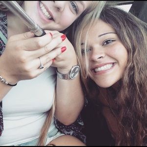 Meet your Posher, Lori