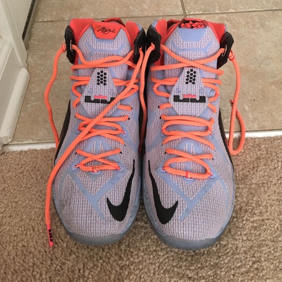 Men Nike Lebrons