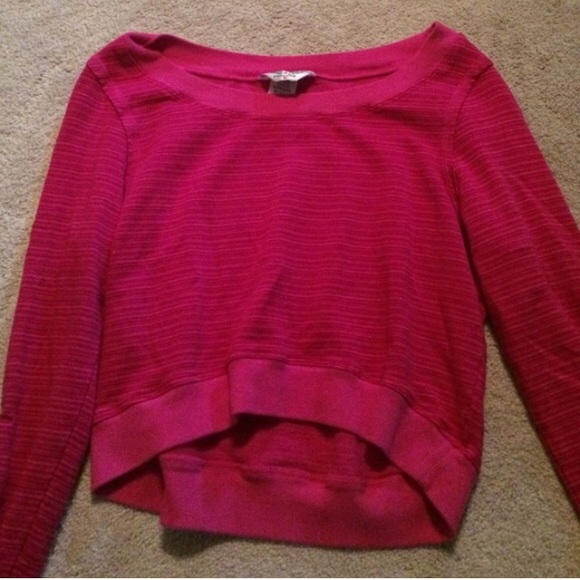 Cropped sweater