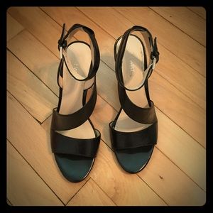 Size 7 Nine West Heels