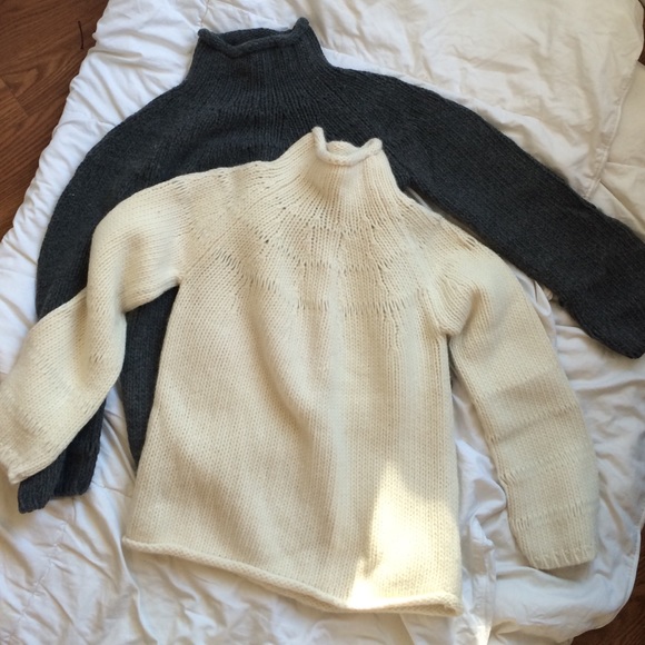 Express Wool Sweater bundle