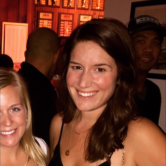 Meet your Posher, Taylor - Picture 1 of 1