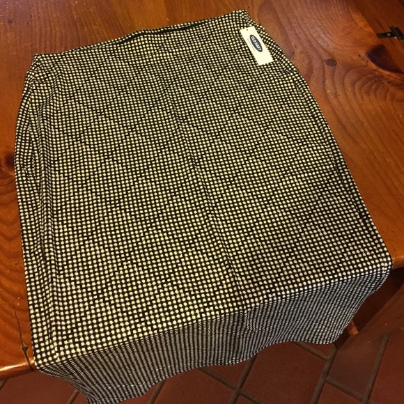 NWT Old Navy Patterned Midi Pencil Skirt