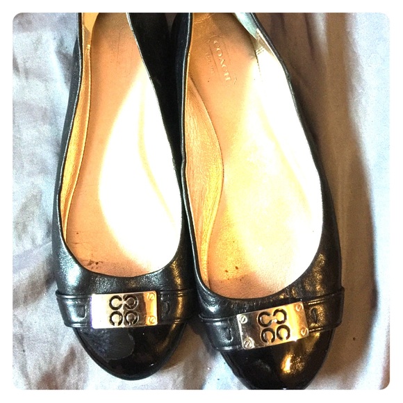 Coach flats