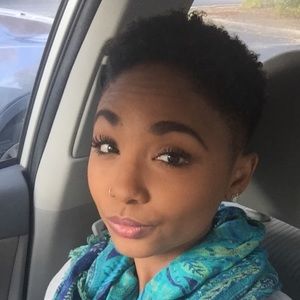 Meet your Posher, Chayla