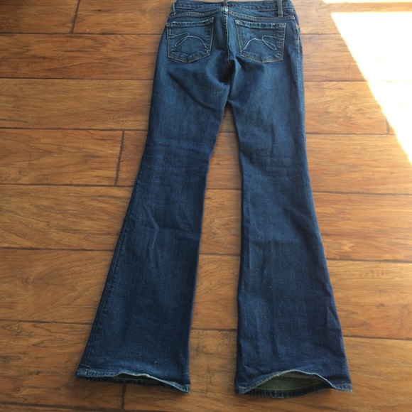 Express Jeans - Picture 2 of 4