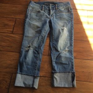 American eagle artist cropped jeans