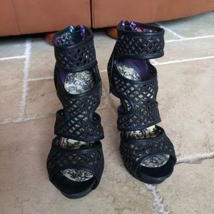 Black Rooster Sexy Strappy Sandals