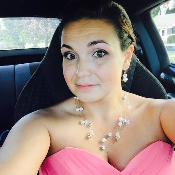 Meet your Posher, Ashley