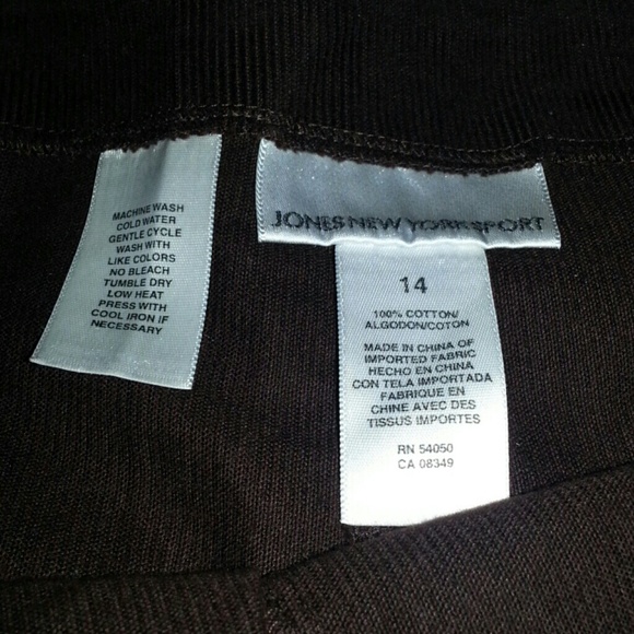 Brown corduroy skirt - Picture 2 of 3