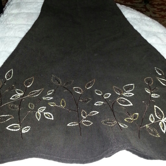 Brown corduroy skirt - Picture 3 of 3