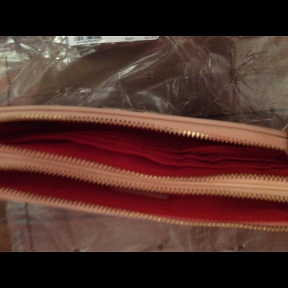 Coach Sig double zip wallet/wristlet style 53175 - Picture 2 of 4