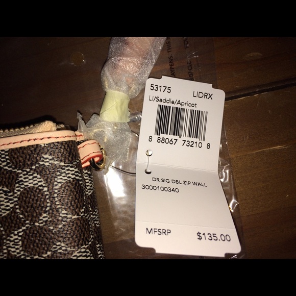 Coach Sig double zip wallet/wristlet style 53175 - Picture 4 of 4