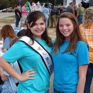 Meet your Posher, Holley